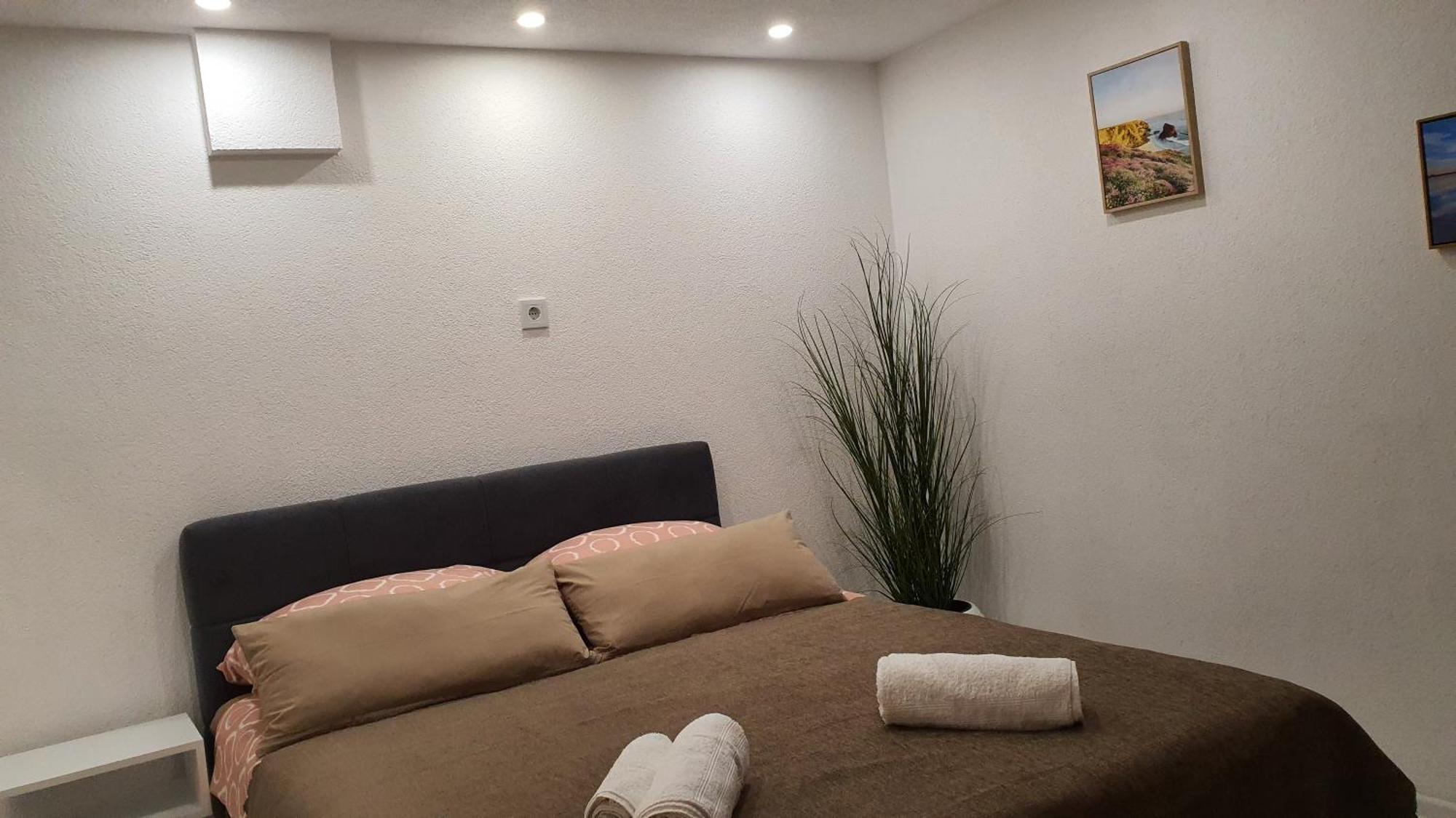 Apartmani Gandi Bihać Zimmer foto